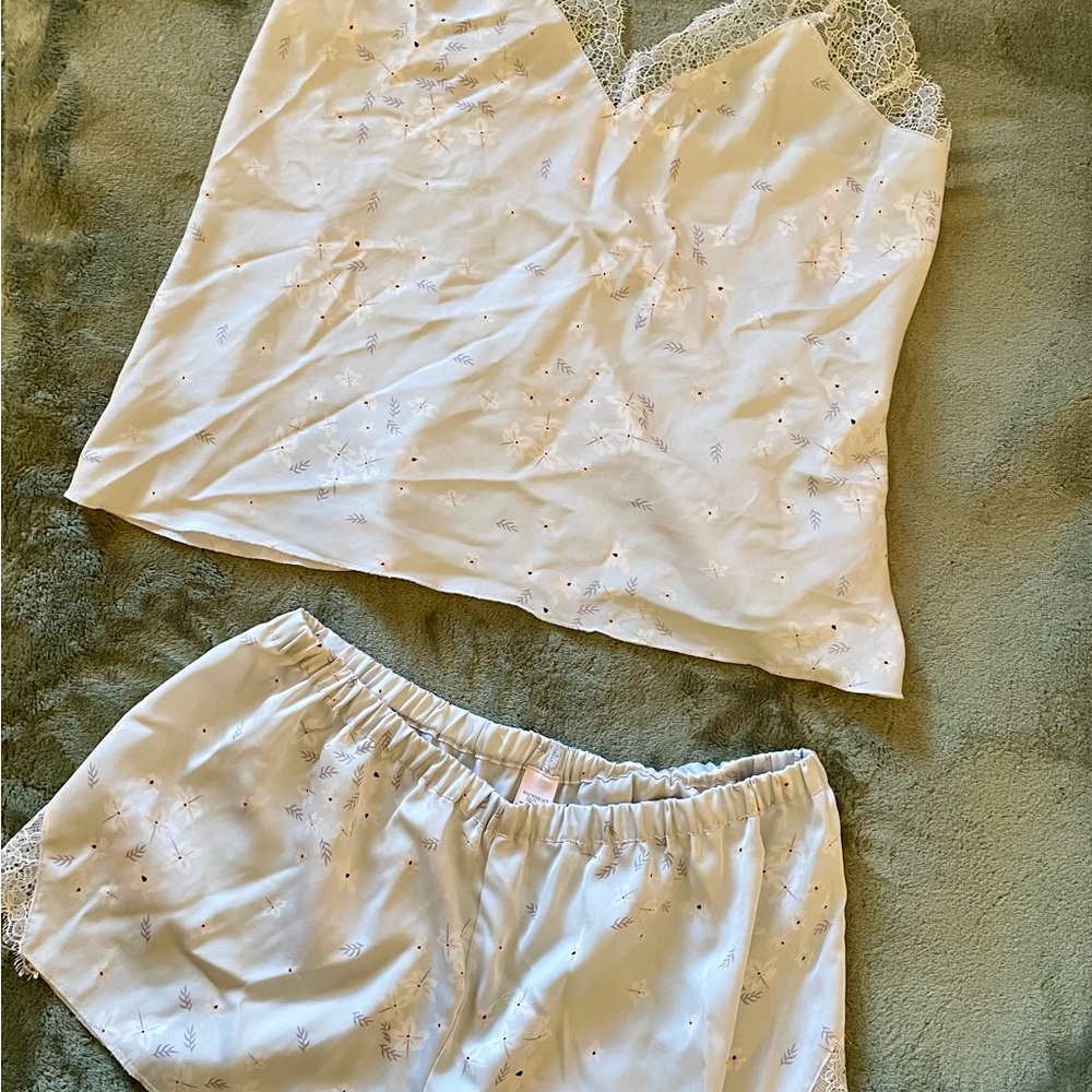 Elegant Silver Lace Trim Sleepwear Set